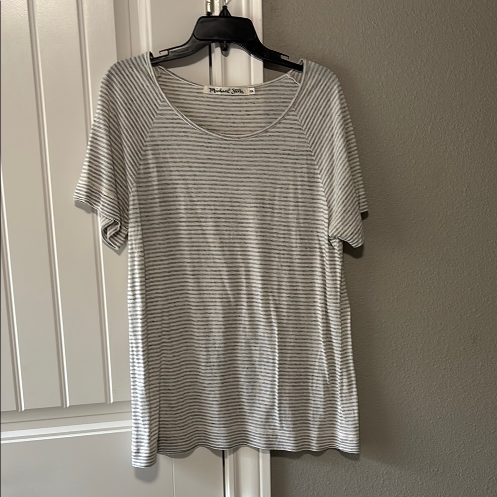Michael stars Gray Striped Short Sleeve Top